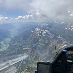 Flugwegposition um 12:05:06: Aufgenommen in der Nähe von Gemeinde Kalwang, 8775, Österreich in 2761 Meter